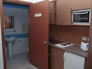 Empire Studio Apartments Saint Julian's