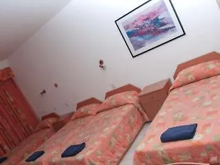 Empire Studio Apartments Saint Julian's 0*,  Malta